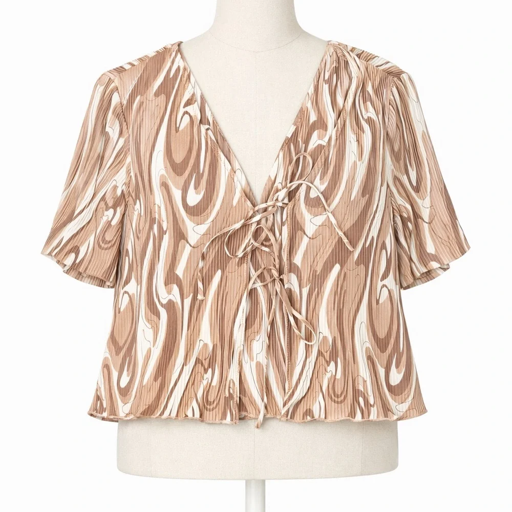 RO & DE Beige & White Swirl Lace-Up Short Sleeve Blouse Size Medium - Picture 1 of 5